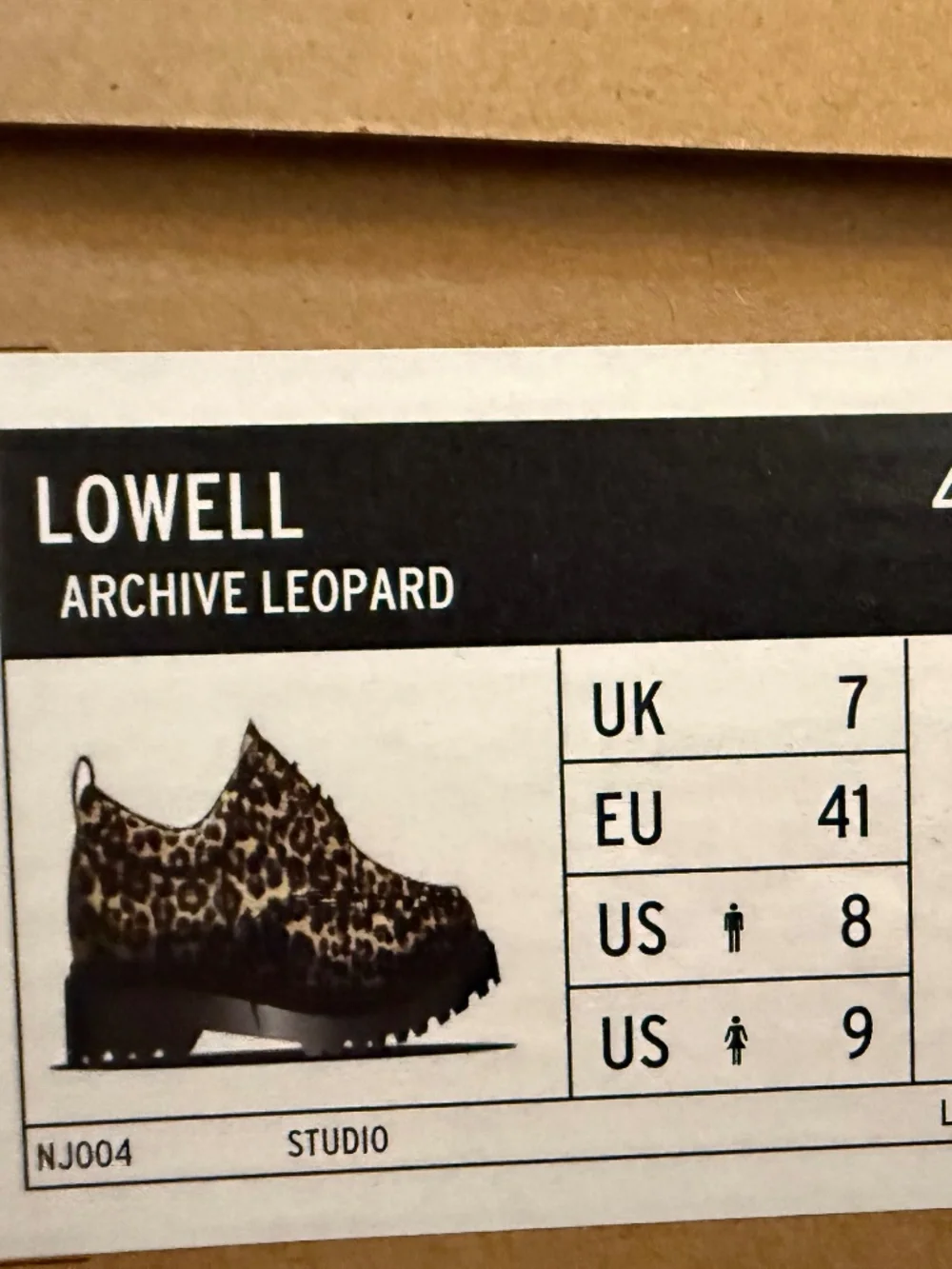 Dr. Martens Lowell Archive Leopard 9W/8M